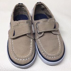 Nautica shoes toddler size 7